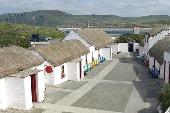 DAY TOUR: Highlights of Derry and Donegal - Starting in Derry: Walls, Landmarks, and History