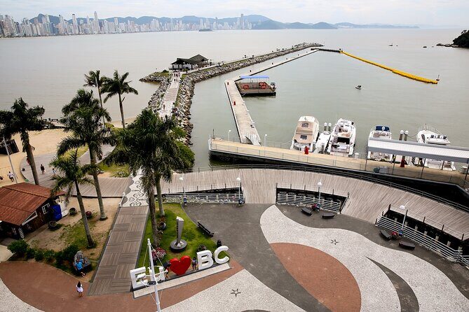 Day tour in Balneário Camboriú and Unipraias Park with Cable Cars - Frequently Asked Questions