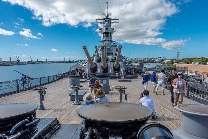 Day Tour Pearl Harbor USS AZ Memorial and Battleship Missouri - A Clear Look at the Pearl Harbor USS AZ Memorial and Battleship Missouri Day Tour