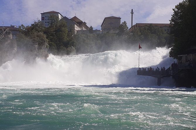 Day tour Rhine Falls from Schaffhausen with Stein am Rhein and a visit to Constance - Key Points