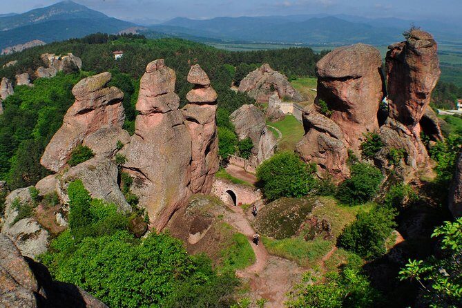 Day tour to the Natural wonders Belogradchik Rocks & Venetsa cave - A Detailed Look at the Tour Experience
