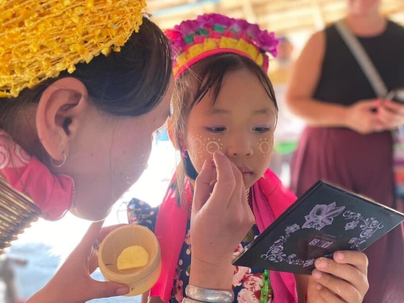 Day tour visit the top attractions in chiang rai - Key Points