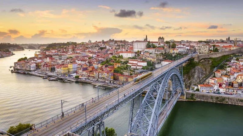 DAY TRIP BETWEEN LISBON AND PORTO (OR VICE VERSA) - Who Should Consider This Tour?