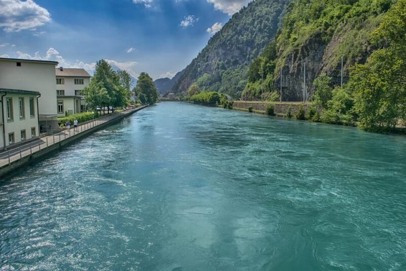 Day trip from Lucerne to interlaken and Grindelwald - Exploring the Journey: What to Expect on This Day Trip