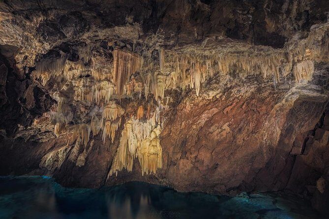 Day Trip from Sevilla to Aracena and la Gruta de las Maravillas - Who Should Consider This Tour?