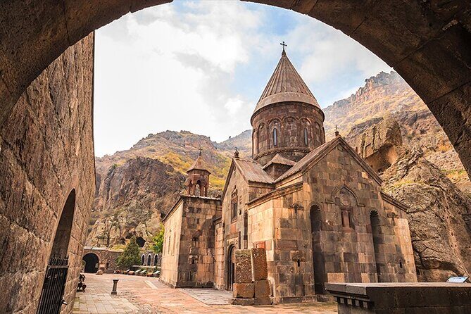 Day trip: Garni, Geghard, Symphony of Stones and Lavash baking - FAQ