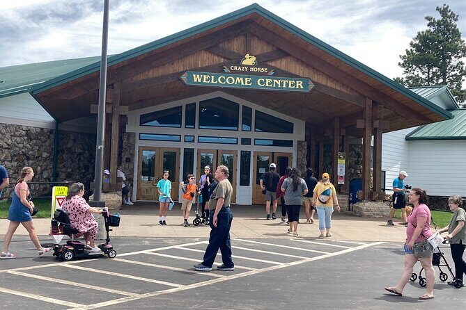 Day trip of the Black Hills: Mount Rushmore to Custer State Park! - Key Points