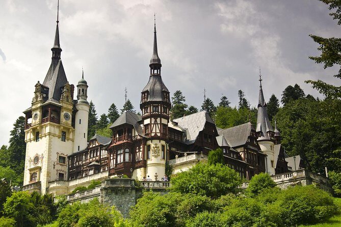 Day Trip Through Brasov in Transylvania and Bran, Peles, and Rasnov Castles - Exploring the Itinerary in Detail