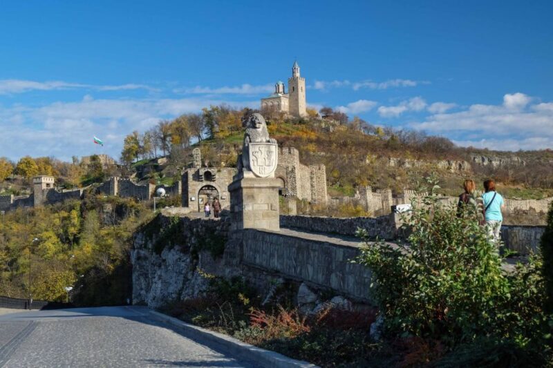 Day Trip to Bulgaria and Veliko Tarnovo from Bucharest - The Guides: Knowledgeable and Accommodating