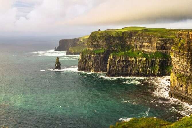 Day trip to Cliffs of Moher & Bunratty Castle and Ennis - Exploring the Itinerary in Detail