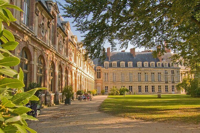 Day Trip to Fontainebleau : Horse Riding, Gastronomy and Castle - What Makes This Tour Stand Out?