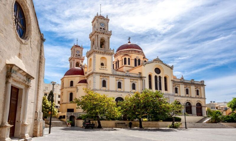 Day Trip To Heraklion City Center & Market & CretAquarium - Authentic Experiences and Tips