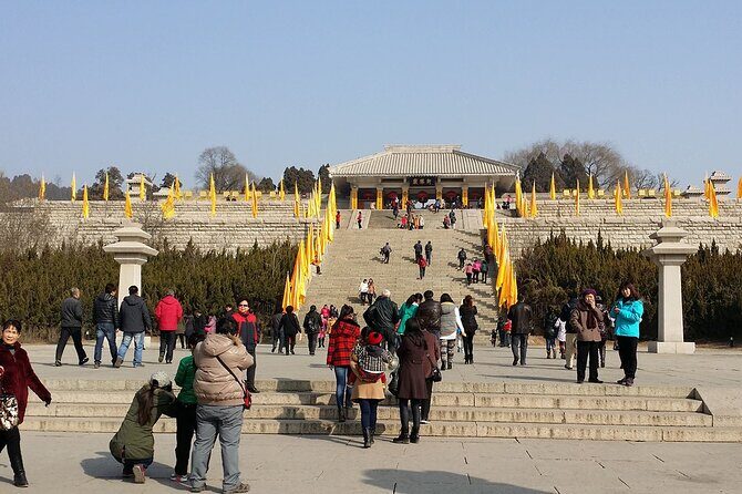 Day Trip to Hukou Waterfall and Huangdi Mausoleum - Detailed Review of the Tour Experience