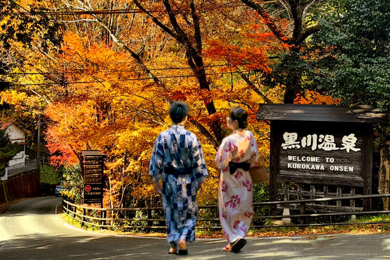 Day trip to Mount Aso and Kurokawa Onsen in Kumamoto Prefecture - A day from Kumamoto into Aso country