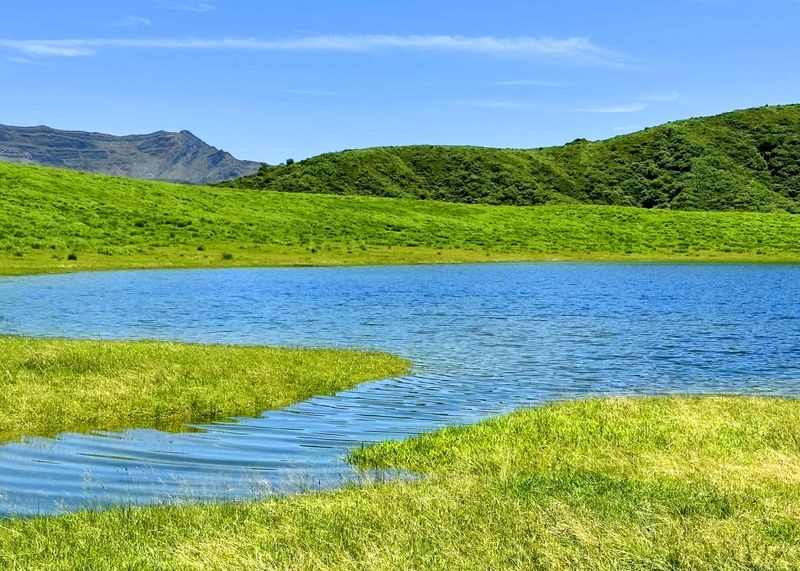 Day trip to Mount Aso and Kurokawa Onsen in Kumamoto Prefecture - Kusasenri’s open grassland