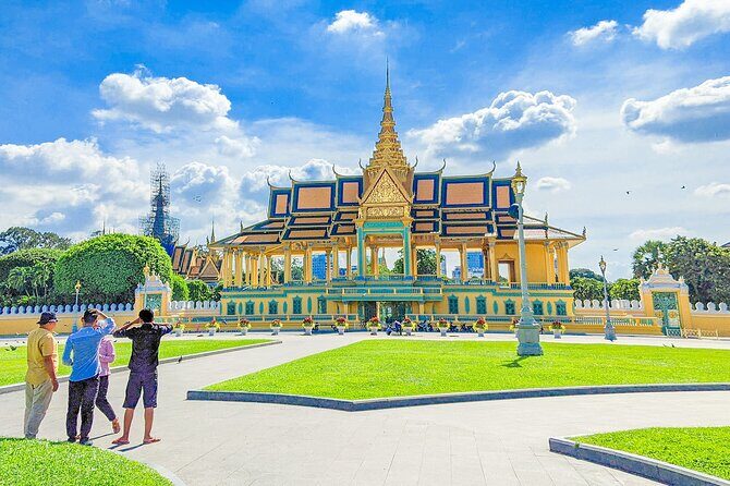 Day Trip to Oudong Mountain and Phnom Penh City Private Tour - A Closer Look at the Tour Experience