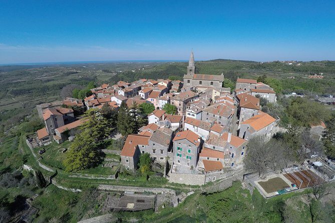 Day trip to Rovinj and Pula with lunch from Pore - Authenticity and Value