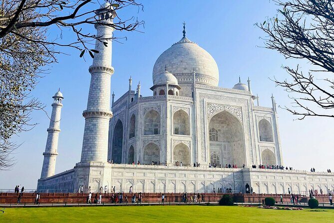 Day Trip to Taj Mahal and Agra from Chennai with Both Side Commercial Flights - Key Points