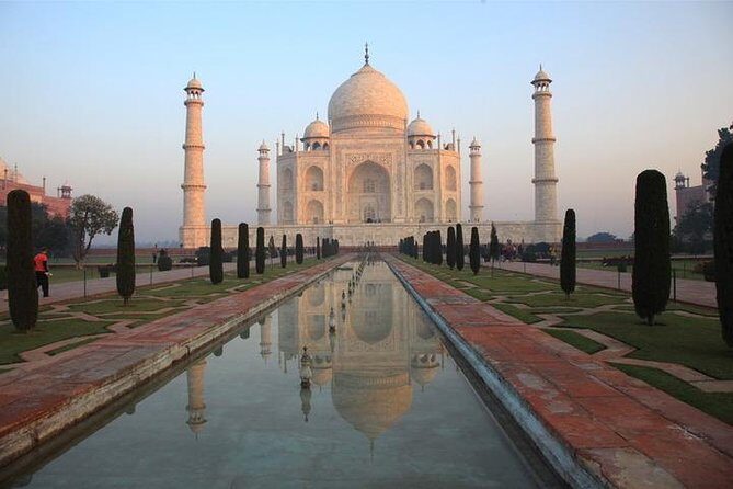 Day Trip to Taj Mahal and Agra from Kolkata with Both Side Commercial Flights - Why This Tour Works for Travelers