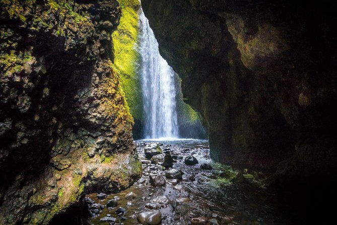 Day Trip to the Hidden Valley of Thor Thorsmork from Reykjavik - FAQ