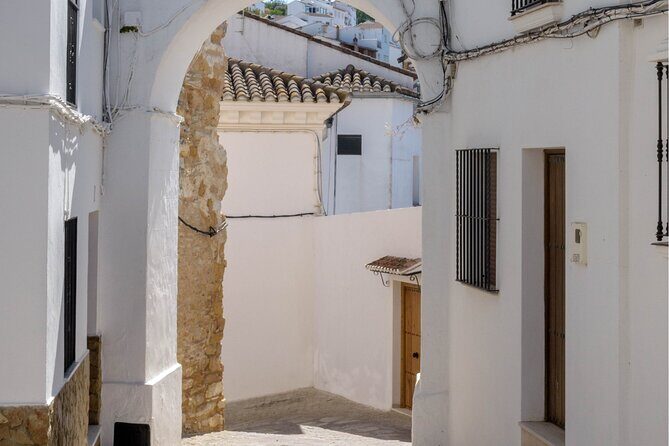 Day trip to Zahara, Setenil and Ronda from Seville - FAQ Section