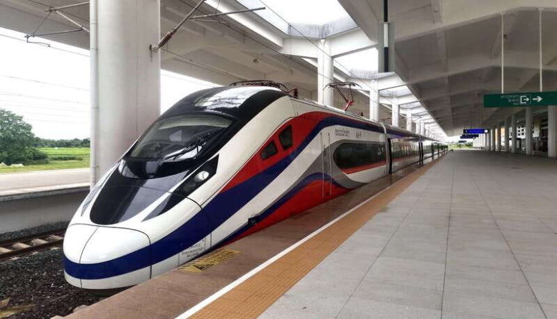 Day Trip Vientiane - VangVieng by Express Train - Who Should Consider This Tour?