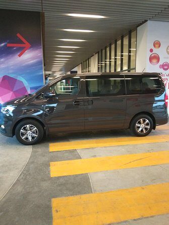 Day Use Within Kuala Lumpur - The Vehicle: Comfort and Connectivity