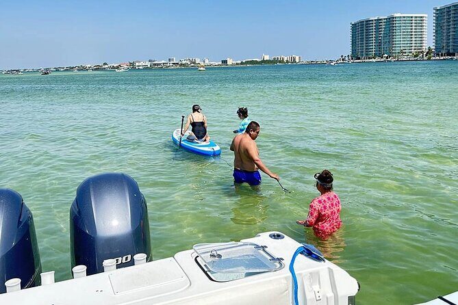 Daytime Family and Friends 1.5 Hour Private Sightseeing Cruise - FAQ