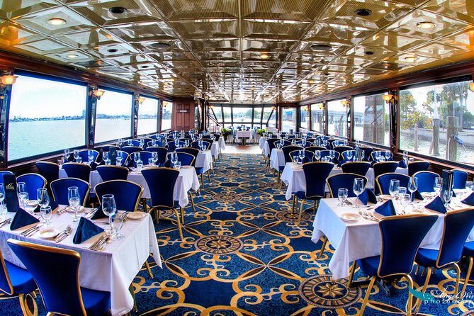 Daytime Yacht Dance Cruise with Optional Dining - The Experience in Detail: What to Expect from the Yacht Dance Cruise