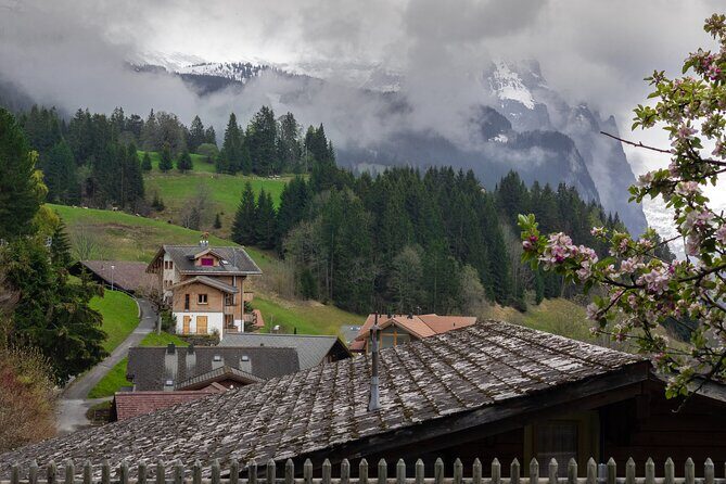 Daytrip to Swiss Villages: Interlaken Grindelwald & Lauterbrunnen - The Sum Up