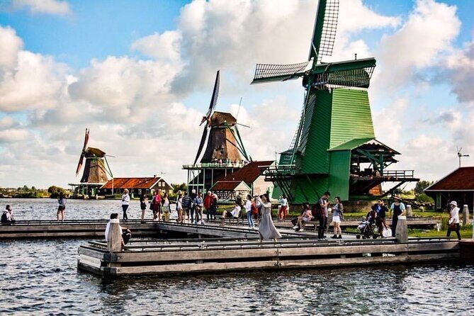 Daytrip Tour from Amsterdam to Zaanse Schans and Giethoorn - A Closer Look at the Itinerary