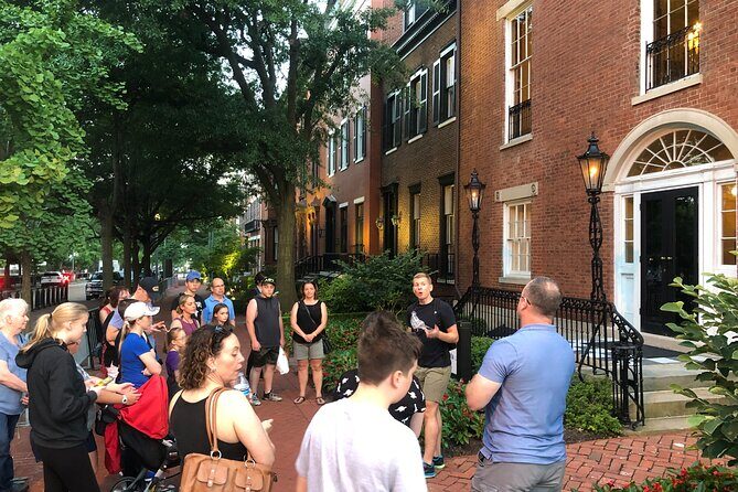 DC Ghosts: Haunts, Spirits, and Poltergeists Walking Tour - Key Points