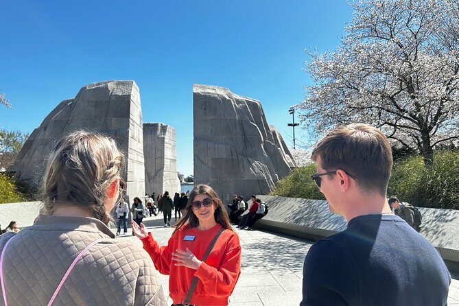 DC in Spring: Cherry Blossom & Tidal Basin Memorials Walking Tour - Key Points