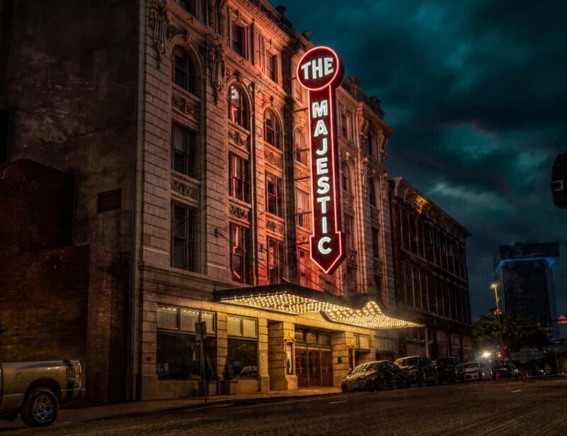 Deadly Dallas Ghost Tours: Blood, Bones & Burials - FAQ