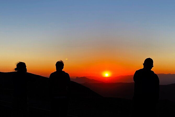 Death Valley Sunrise & Stargazing Day Tour Group Discount for 2 More People - Who Should Consider This Tour?