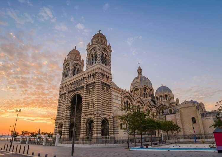 Découverte du plus vieux quartier de France : Le Panier - Key Points