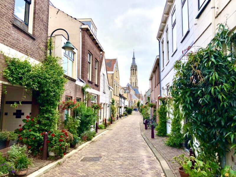 Delft: Private Historical and Cultural Guided Walking Tour - Who Should Consider This Tour?