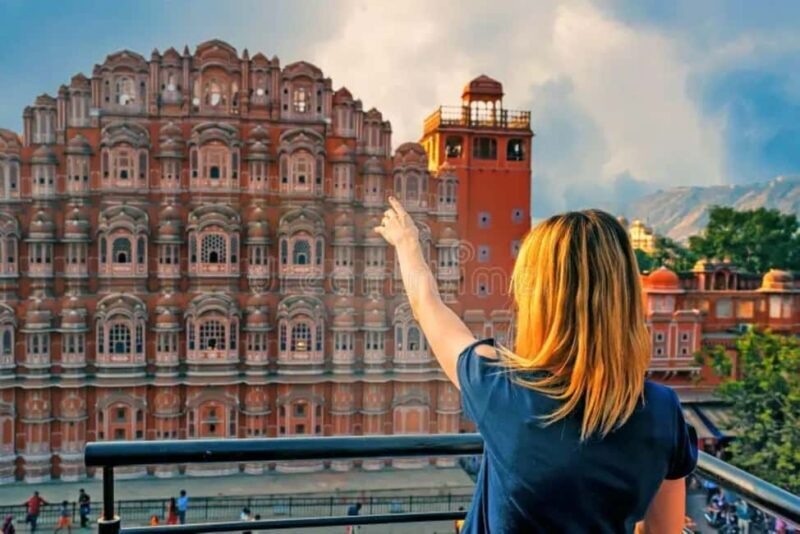 Delhi: 3Day Deluxe Golden Triangle with Luxury car & 5* Stay - Who Is This Tour Best Suited For?