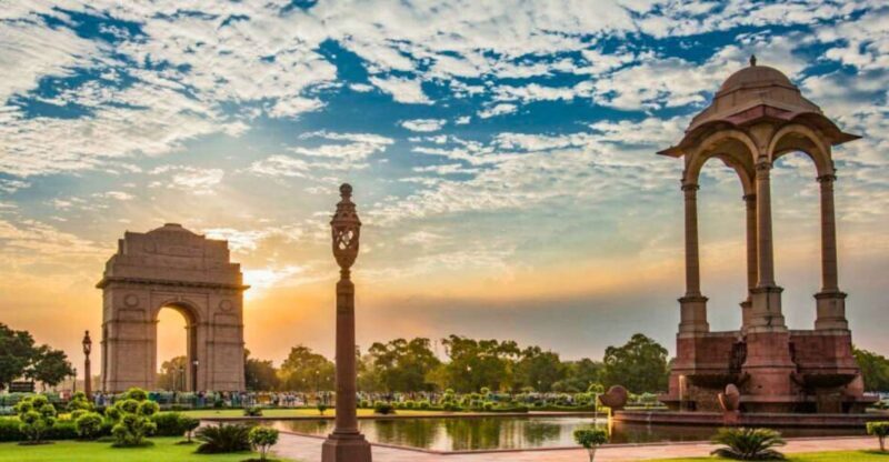 Delhi Airport: Private Guided Layover Delhi City Tour by Car - The Sum Up