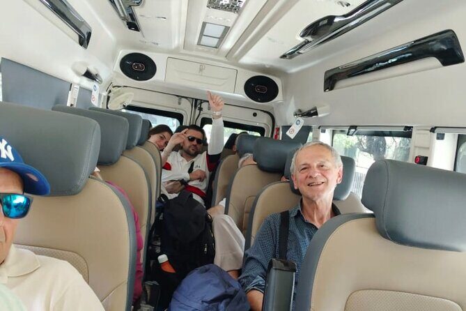 Delhi Airport Private Transfer to or from New Delhi and NCR - Deep Dive Into the Experience