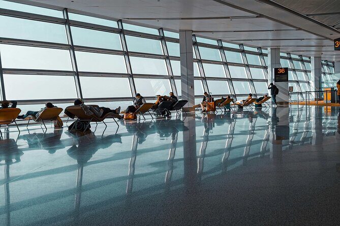 Delhi Airport To Delhi NCR Hotels One-Way Car Transfer - Starting Your Journey: The Meet and Greet