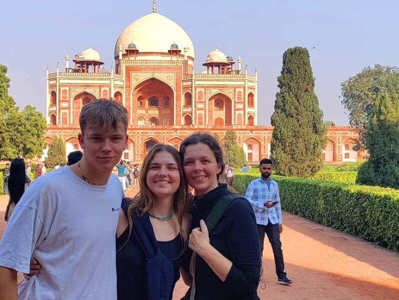 Delhi: All-Inclusive Full or Half Day Tour With Hotel Pickup - Focused Exploration of Key Sights