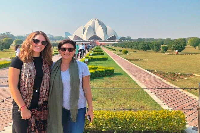 Delhi: City Sightseeing Private tour Half or Full-Day Option - Transportation, Guides, and Overall Value