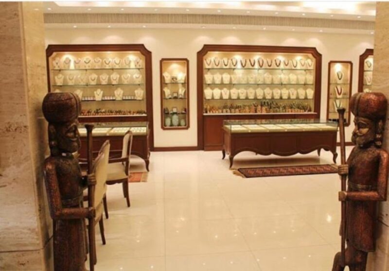 Delhi Exclusive Guided Shopping Tour in AC car and transfers - FAQ