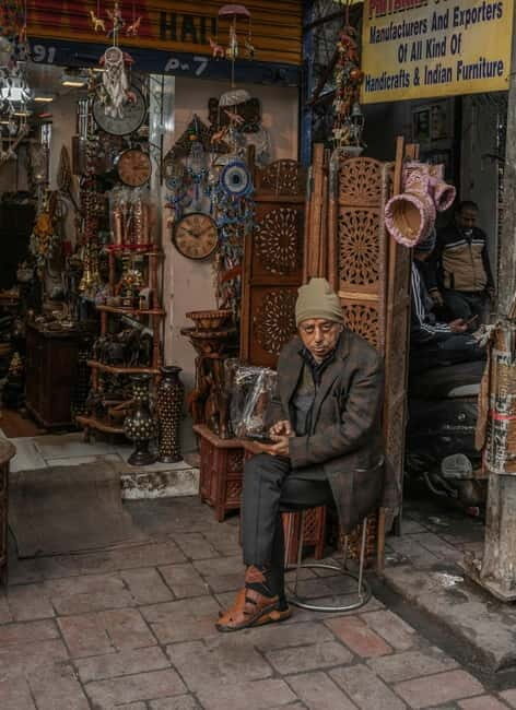 Delhi: Factory and Wholesale Market Tour with Lunch - Behind the Curtain: A Detailed Review of the Delhi Factory and Wholesale Market Tour