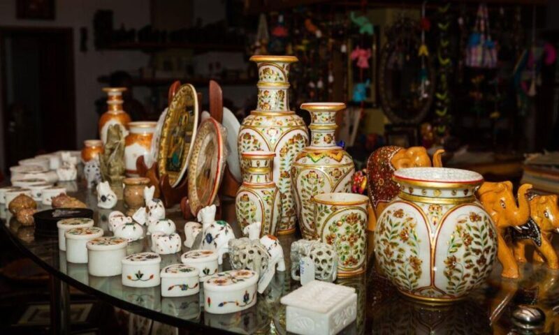Delhi: Half day Shopping tour with guide by car. - Exploring Delhi’s Markets: A Half-Day Guided Shopping Adventure