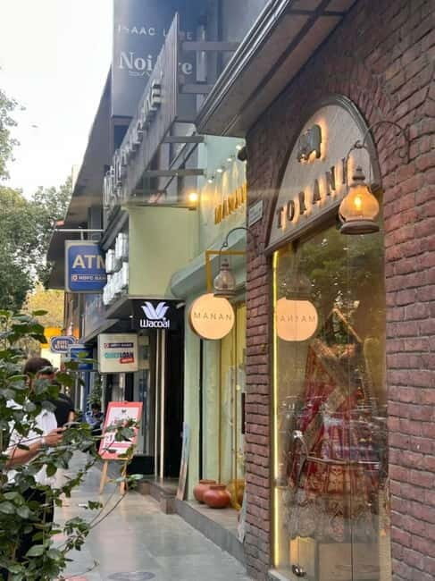 Delhi: Lodhi Street Art Tour with Khan Market & Food Tasting - Key Points