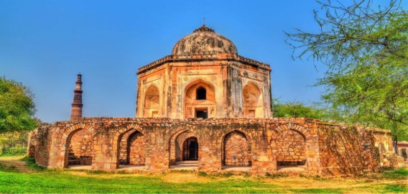 Delhi: Mehrauli with Some Prominent Sites Walk Tours - Key Points