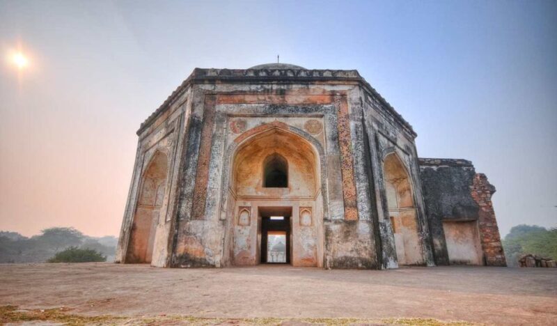 Delhi: Mehrauli with Some Prominent Sites Walk Tours - FAQs
