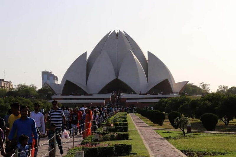 Delhi: Multi-Faith Exploration Guided Tour - Key Points